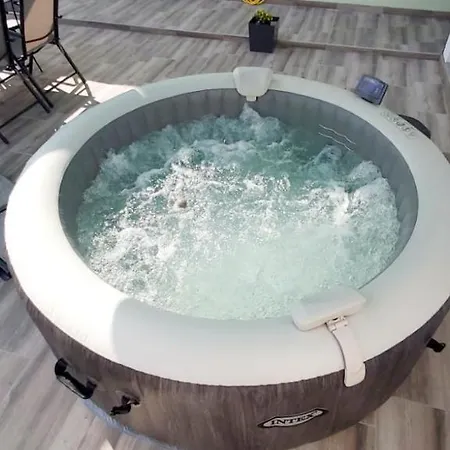 Apartment New With Jacuzzi *