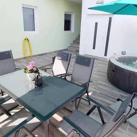 New With Jacuzzi Dugi Rat